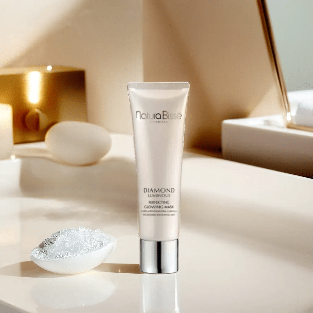 Diamond Luminous Perfecting Glowing Mask de Natura Bissé thumbnail