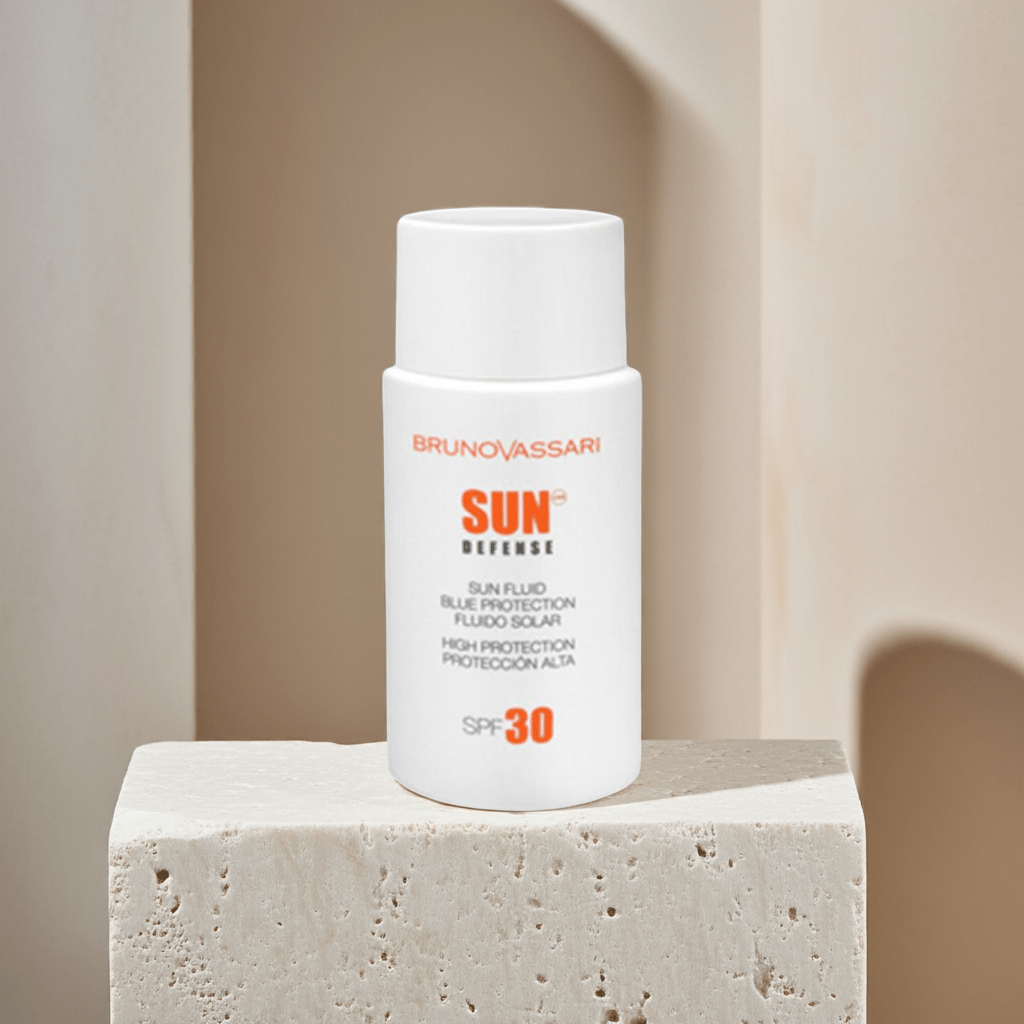 Sun Fluid Blue SPF30 - Sun Defense de Bruno Vassari thumbnail