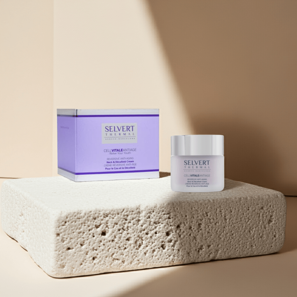 Cellvitale Antiage. Reversive Anti-Aging Neck & Décolleté - Selvert Thermal thumbnail
