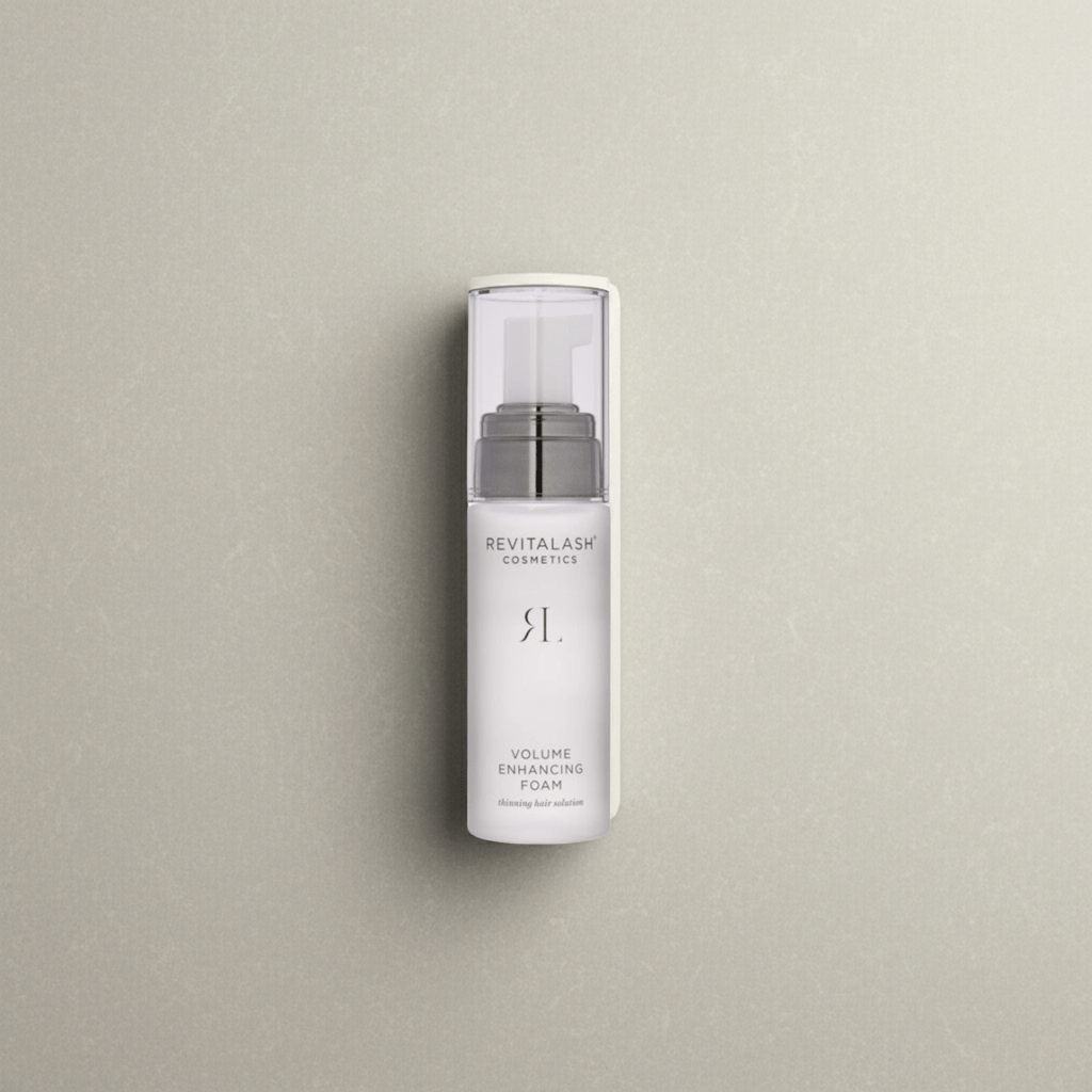Tratamiento Capilar. Volume Enhancing Foam - Revitalash - Revitalash