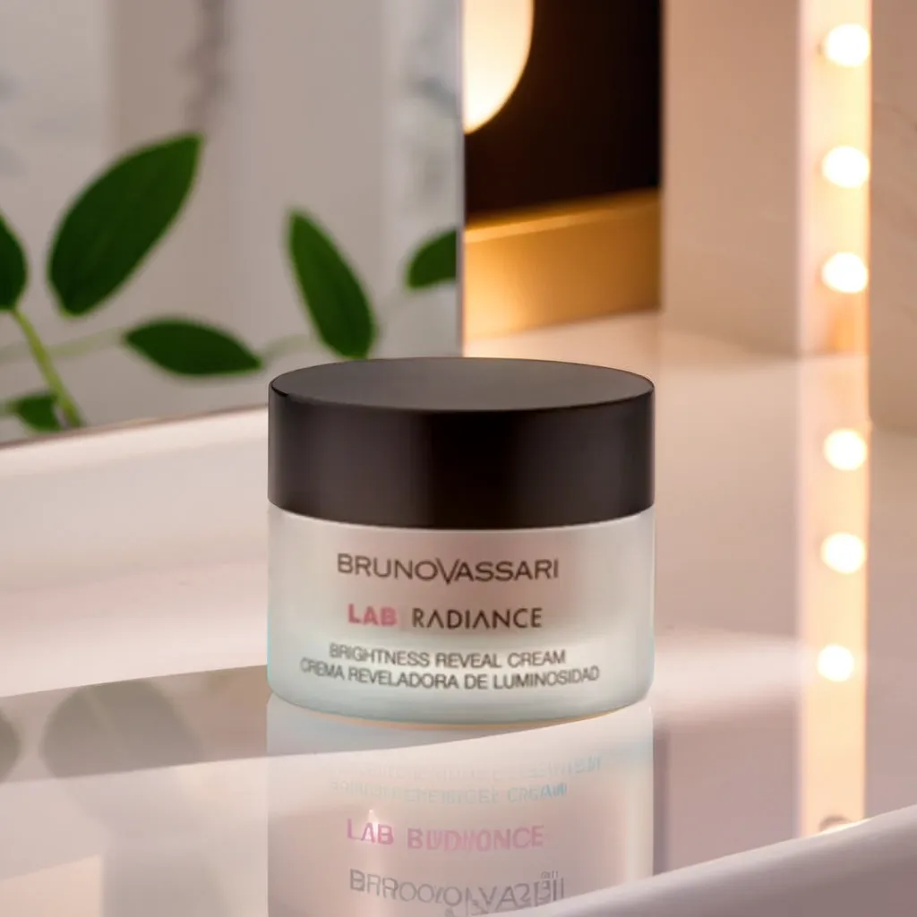 LAB Radiance. Brightness Reveal cream - BRUNO VASSARI thumbnail