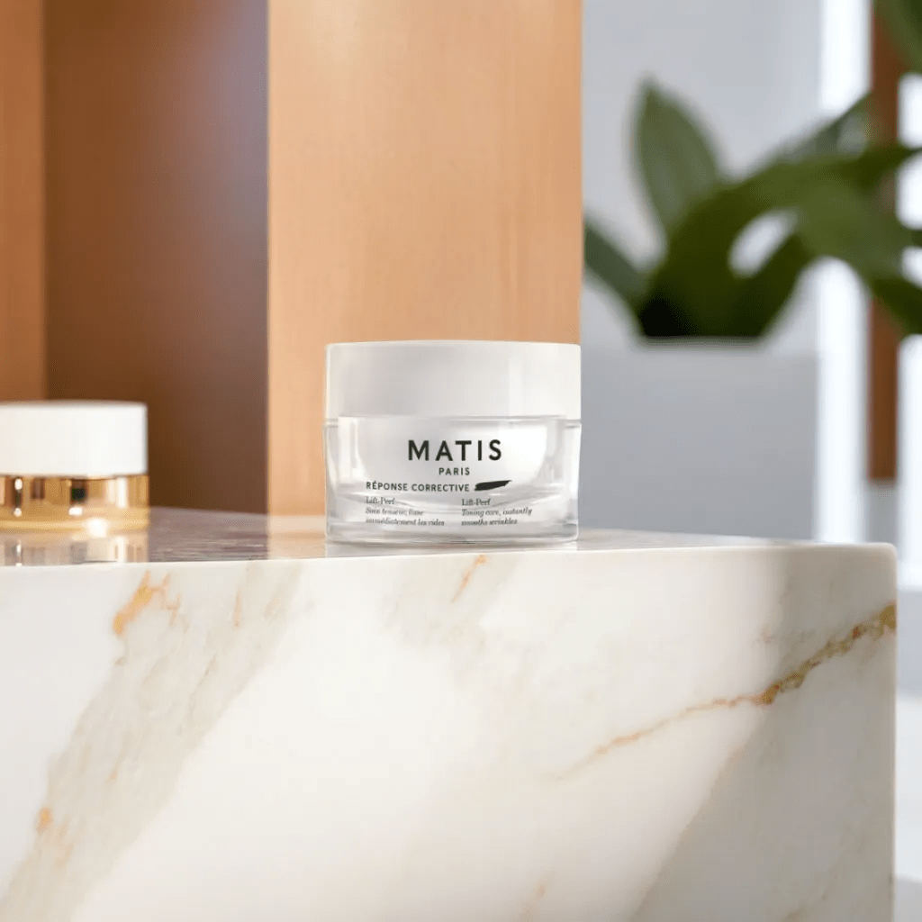 Réponse corrective. Hyaluronic Perf - MATIS - Matis