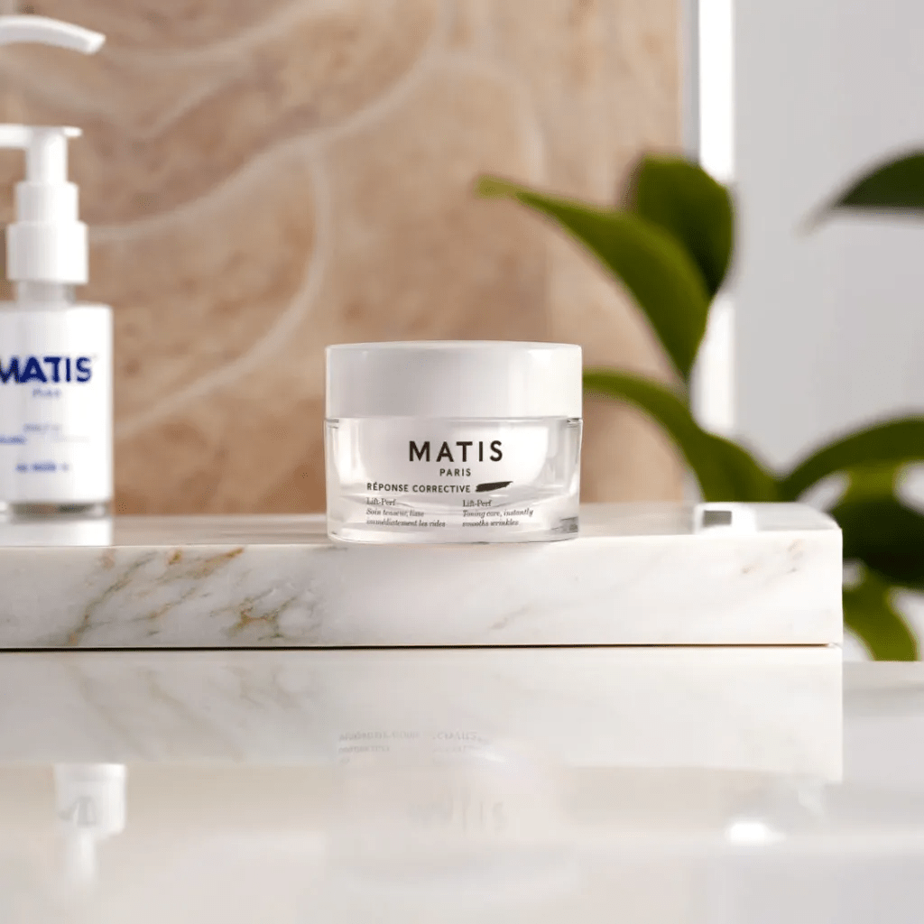 Réponse corrective. Hyaluronic Perf - MATIS - Matis