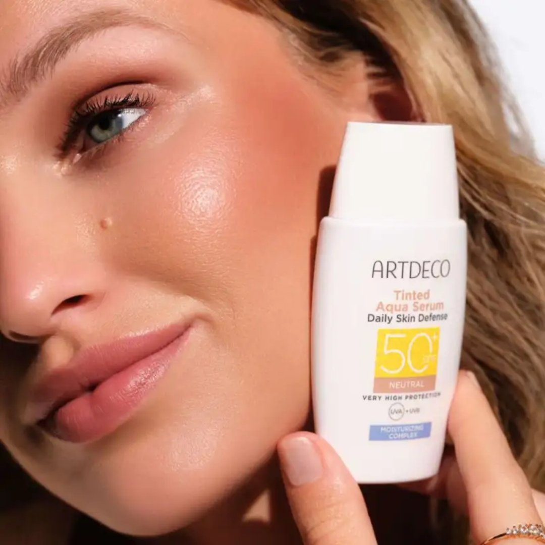 Tinted Aqua Serum Daily Skin Defense SPF50+ - Full Protection de Artdeco thumbnail