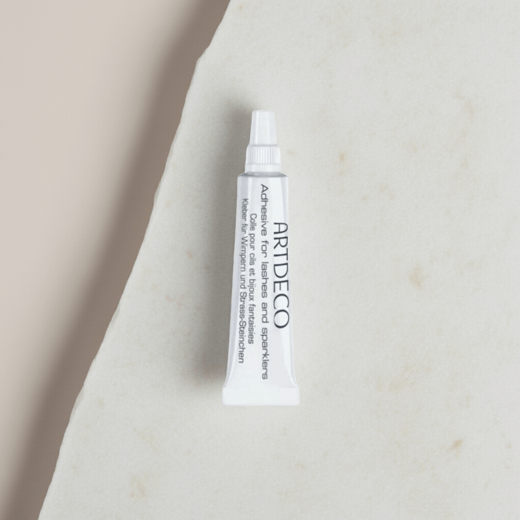 Eyelash Adhesive - Cejas y pestañas de ARTDECO - Artdeco