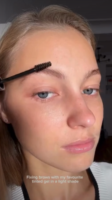 Cuida tus pestañas y cejas con esta rutina