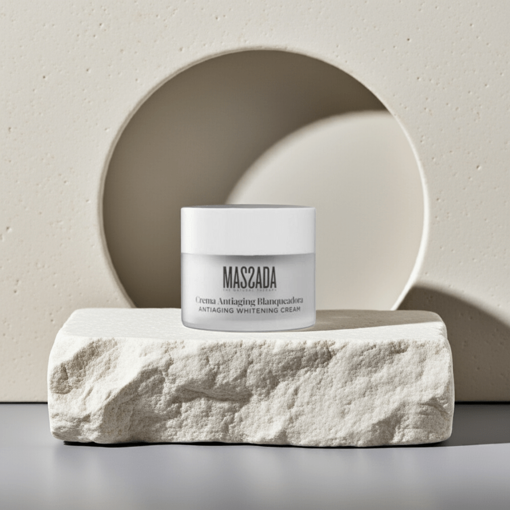 Whitening. Crema Antiaging Blanqueadora - Massada - Massada