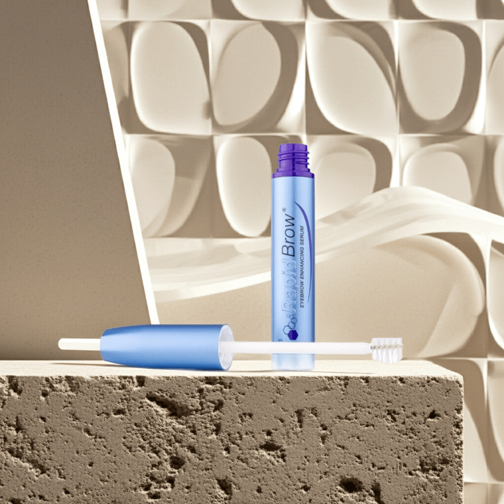 Cejas. RapidBrow - RapidLash - RapidLash